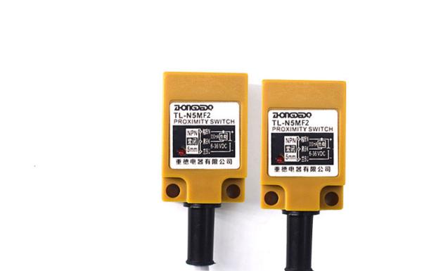 Quality Square Shape Long Range Inductive Proximity Sensor PNP Reliable CE Certified for sale