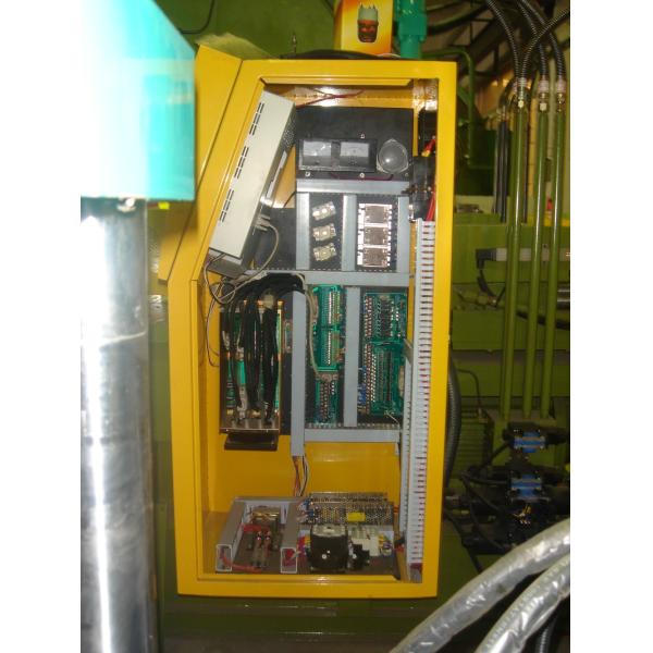 1 Ejector Hydraulic BMC Injection Molding Machine Vertical JTT-550 For Precise Production