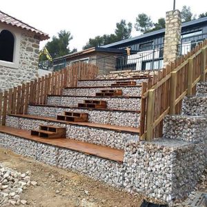 China High Tensile Gabion Wall Fence Baskets Welded Retaining Systems wholesale