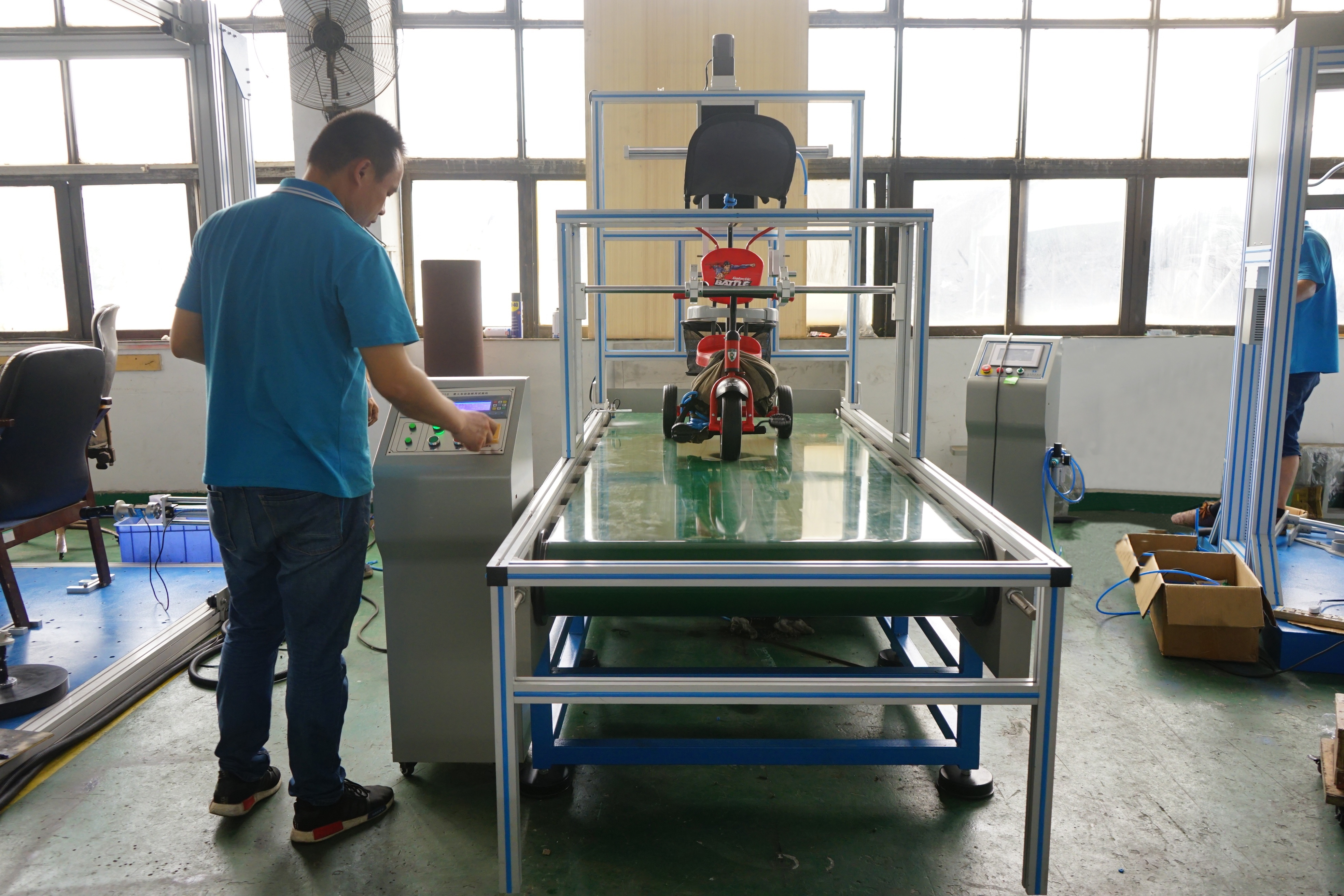 17 Standards Strollers Uneven Road Testing Machine With EN1888 Clause