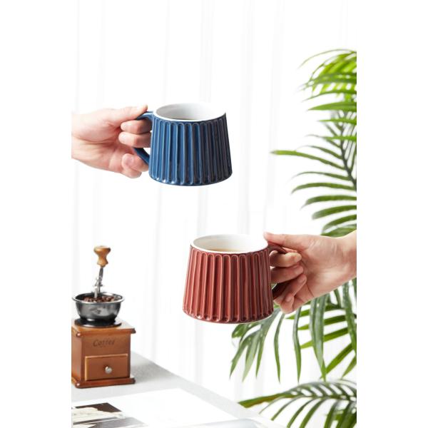 Cute Ceramic Mugs Handmade 480ml Ceramic Unique Coffee Mug With Lines