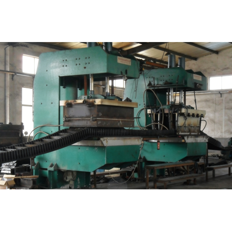 Built-in Cooling Systems Rubber Vulcanizing Press Machine with PLC Control and Customized Size