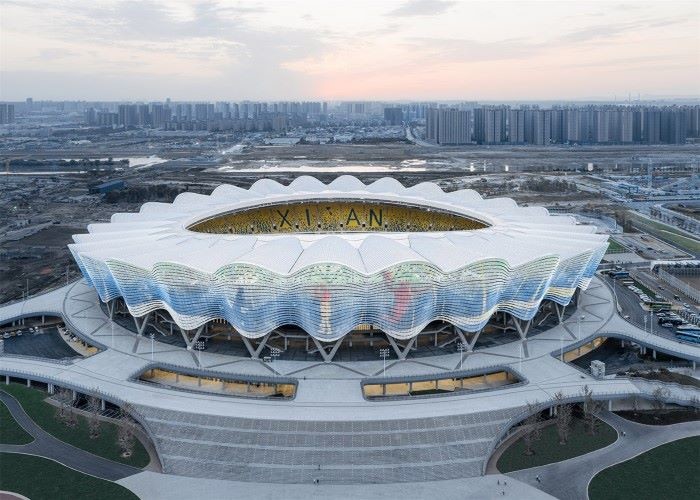 China Customized Steel Structure Gymnasium Building Lightweight High Class on sale