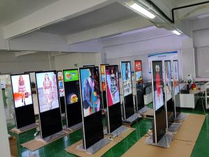 China Commercial Indoor 55 Inch Digital Signage Totem 450cd/M2 Vertical Touch Screen wholesale