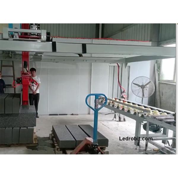 Quality Fully Automatic Slabs Palletizing Robot Clamp Load Unload Machine 300kg - 3000kg Capacity for sale