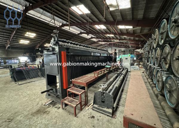 Quality 2m-4m Automatic Hexagonal Wire Netting Machine Wire Diameter 1.6-4.0mm Mesh Size 90x130mm for sale