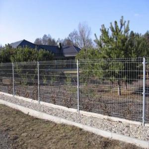 China 4 Feet Galvanized 3d Curved Fence For Playground concrete Fence Panels wholesale