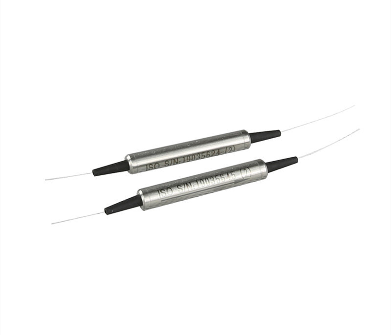 Multimode Polarization Insensitive Optical Isolator 1550nm FC ST