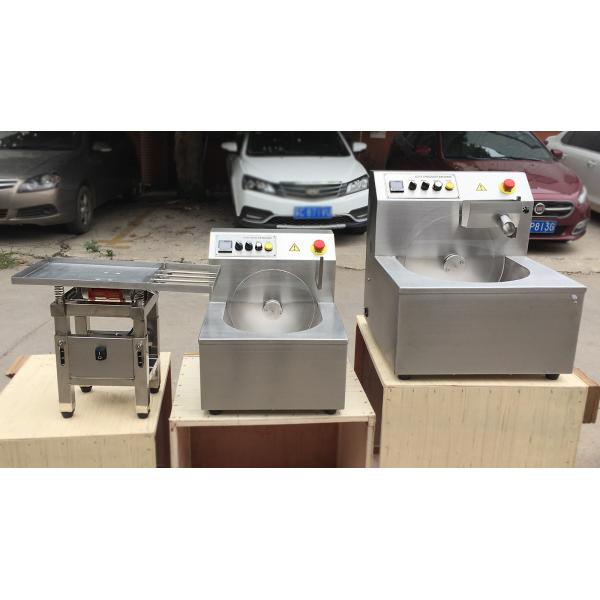 Automatic Chocolate Tempering Machine 30kg 60kg With Vibrating Table