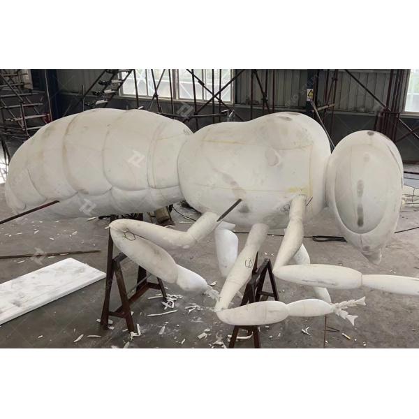 Outdoor Stainless Steel Bee Sculpture With Highly Mirror Polished Finish