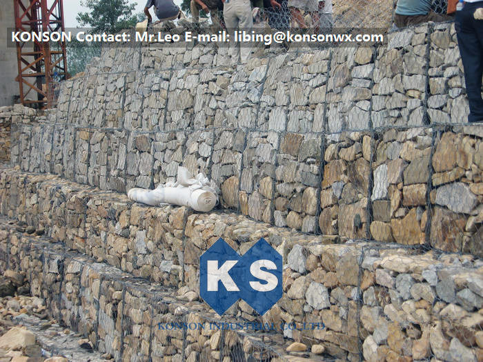 Zinc / Aluminium Alloy Wire Hexagonal Chicken Wire Mesh For Platering , Gabion