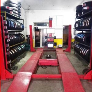 4PCS Camera Computer Control Sunshine Tire Alignment Machine Multi Language