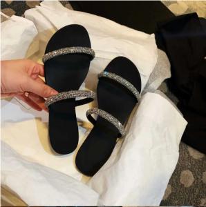 China Customized Women Flat Sandals Summer With Buckle Lace Up Closure Type on sale