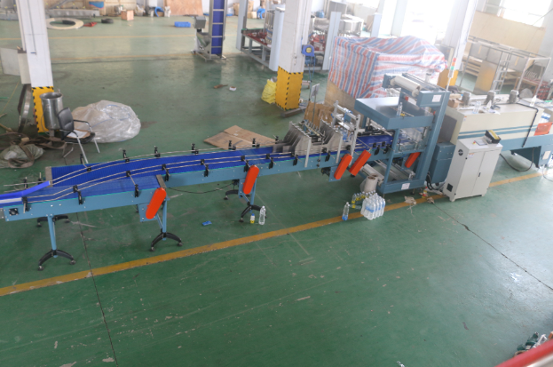 Soft Drink Beverage Filling Machine 6000 BPH Filling Speed For PET Bottle