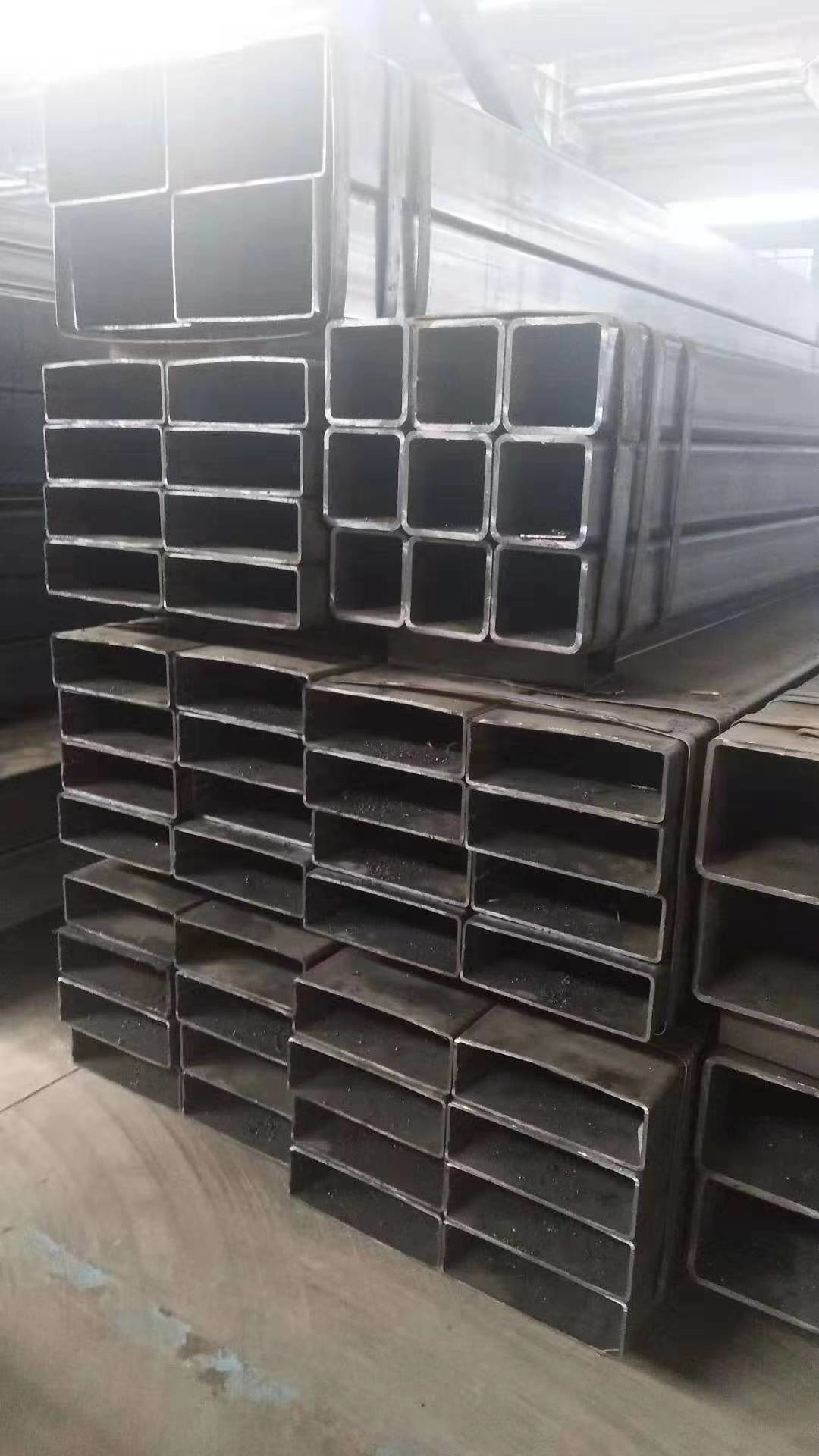 China Pre Galvanized Steel Rectangular Tube , Strengthful Rectangular Hollow Section on sale China Pre Galvanized Steel Rectangular Tube , Strengthful Rectangular Hollow Section on sale