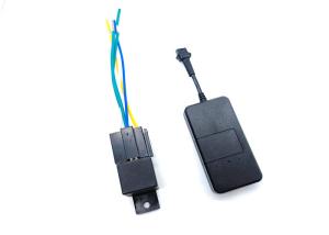 China Vehicle Car Gps Tracker With Android Ios App Remote Cut Off Power Vibration Alarm on sale