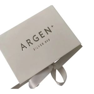 China Custom Necklace Jewelry Cardboard Box Luxury Gift Box Packaging With Ribbon Premium Magnetic Gift Box on sale