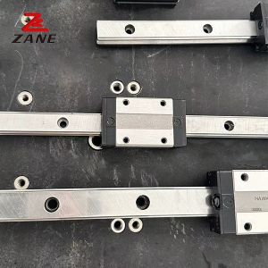 China GEW35CA OEM Linear Guideways 24mm Ball Screw With Linear Guide wholesale