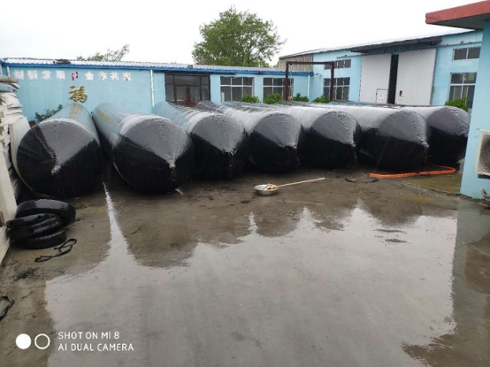 ISO 14409 Marine Inflatable Natural Rubber Airbags Black for Ship Launching Lifting