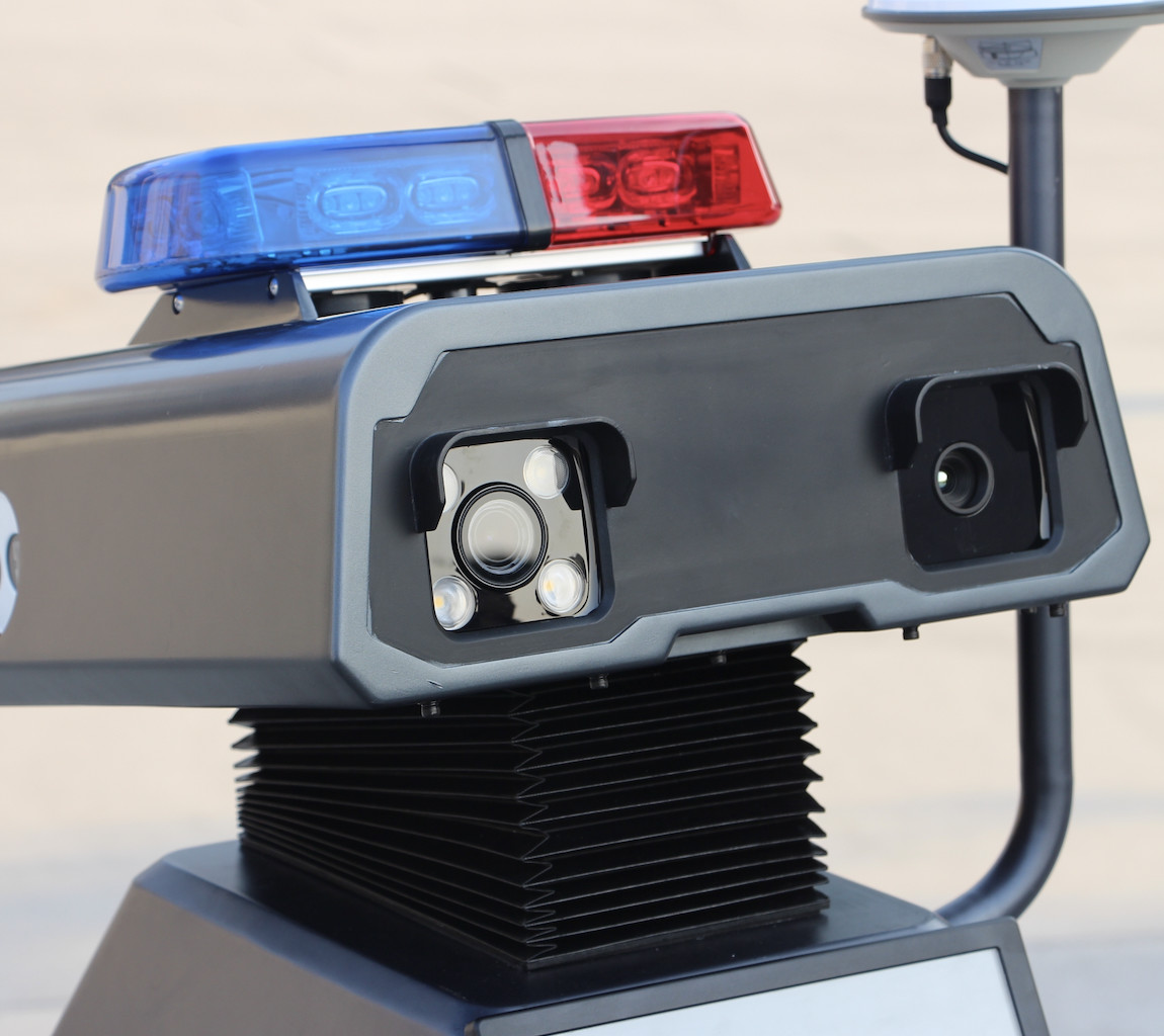 Outdoor Patrolling 100KG Artificial Intelligence Robots Security Police Officer
