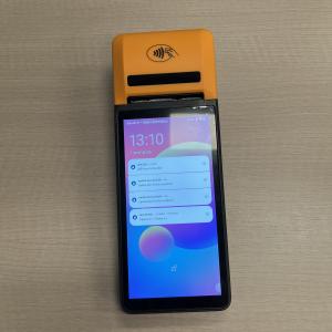 All In One Pos Terminal 8-Core Android12 3.8V 6400aAh Handheld Pos System With 58mm Thermal Printer