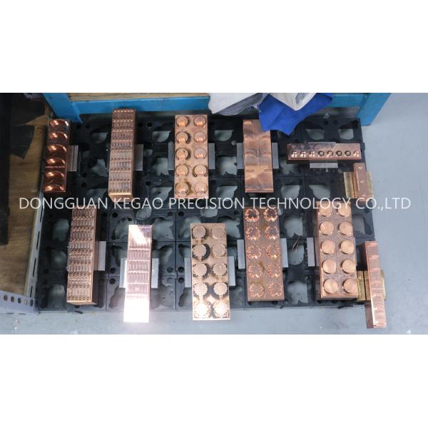 NAK80 Injection Molding Automotive Parts Joint Comp 40 Hrc 0.02 EDM Angle