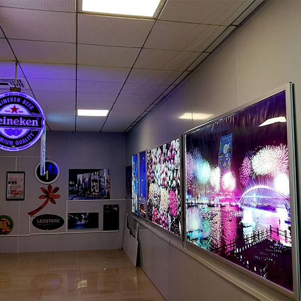Custom Outdoor Backlit Sign Box Aluminum Frameless Poster Tension Fabric