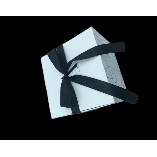 Threaded Ribbon Double Opening Half Fold Graffiti Christmas Gift Box Egg Packaging