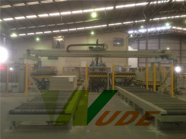 Automatic Loading And Unloading System For Wood Sawing Machine And Milling
