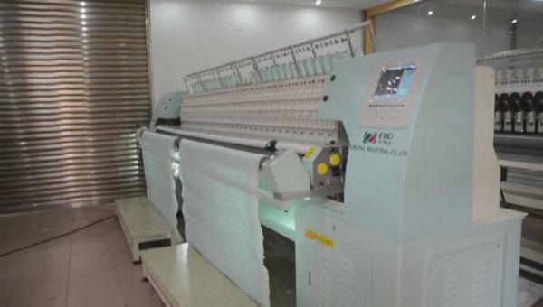 Quality High Speed Single Roll Computerized Quilting Machines Multi Head With Embroidery Function for sale