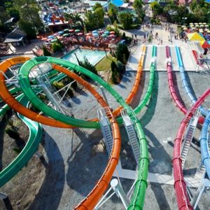 China Transparent Fiberglass Slide for Resort  Large Water Tube for Water Park Loop Slide in Water Parks wholesale