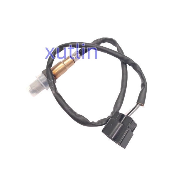 Auto Engine Sensor Engine Oxygen O2 Sensor For Hyundai i10 i30 Kia Cee'D SW Carens OEM 3921004020 39210-04020