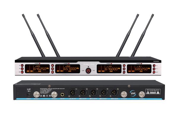 UHF 4 Channels Wireless Microphone System 80Hz -16KHz With Long Pick Up Range