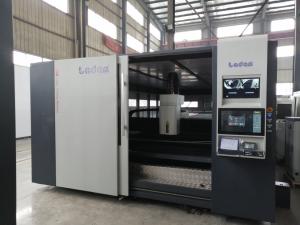 IPG Small Thin Laser Metal Cutting Machine 2000W Power With CNC Control System