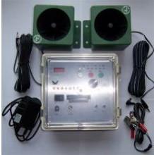 China AC Power Input Ultrasonic Bird Repeller , Bird Repellent Ultrasonic Devices For Orchard / Farm wholesale