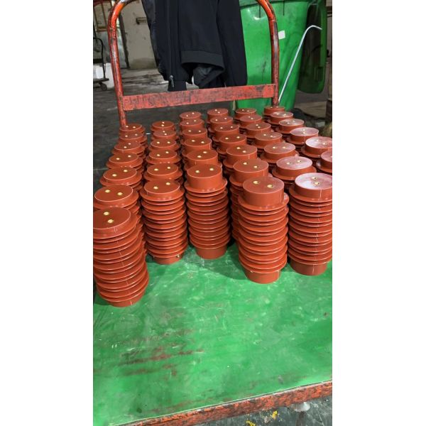 24kV Epoxy Resin Medium-Voltage Support insulator with 110mm Diameter
