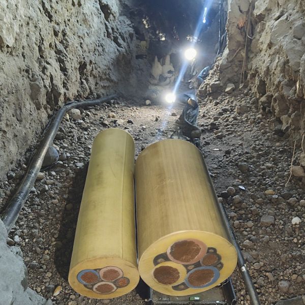 Cross-section of rubber mining cable