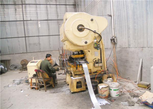 Quality 11 Strips Razor Barbed Wire Machine 2000KG With PLC Control Punching for sale