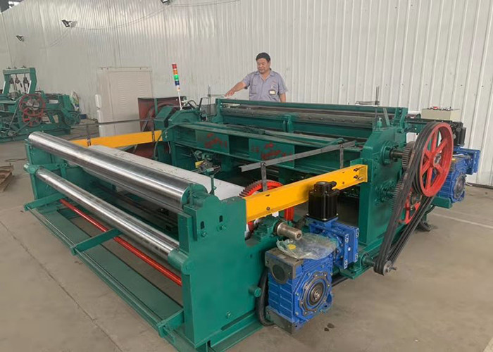 China High Speed Auto Industrial Weaving Machine With Wire Maximum Breadth 1300mm wholesale