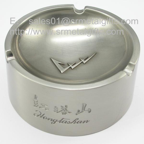 round metal souvenir ashtrays
