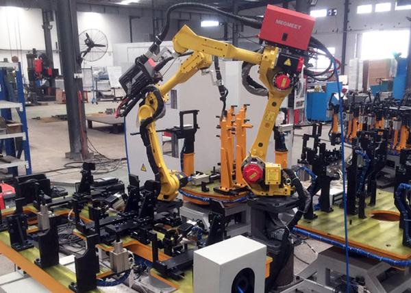 Frame Welding Robots Used In Manufacturing , Industrial Automation And Robotics