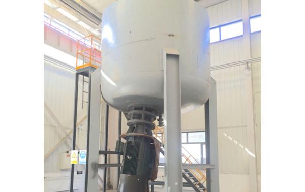Quality Frequency Converter Pigging Dissolving System 20T Tank Flexible Deployment for sale