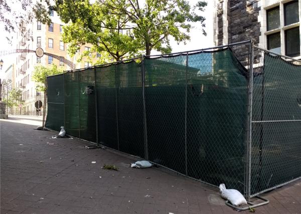 Quality 6'x12' chain link fence panels construction security 1⅝"(41.2mm) x1.8mm/15ga hdg to be 1oz/ft2 1.2oz/ft2 1.8oz/ft2 2.0oz for sale