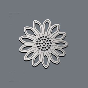 China Photochemical Etching Custom Complex Patterns Metal Craftworks Logo Label wholesale