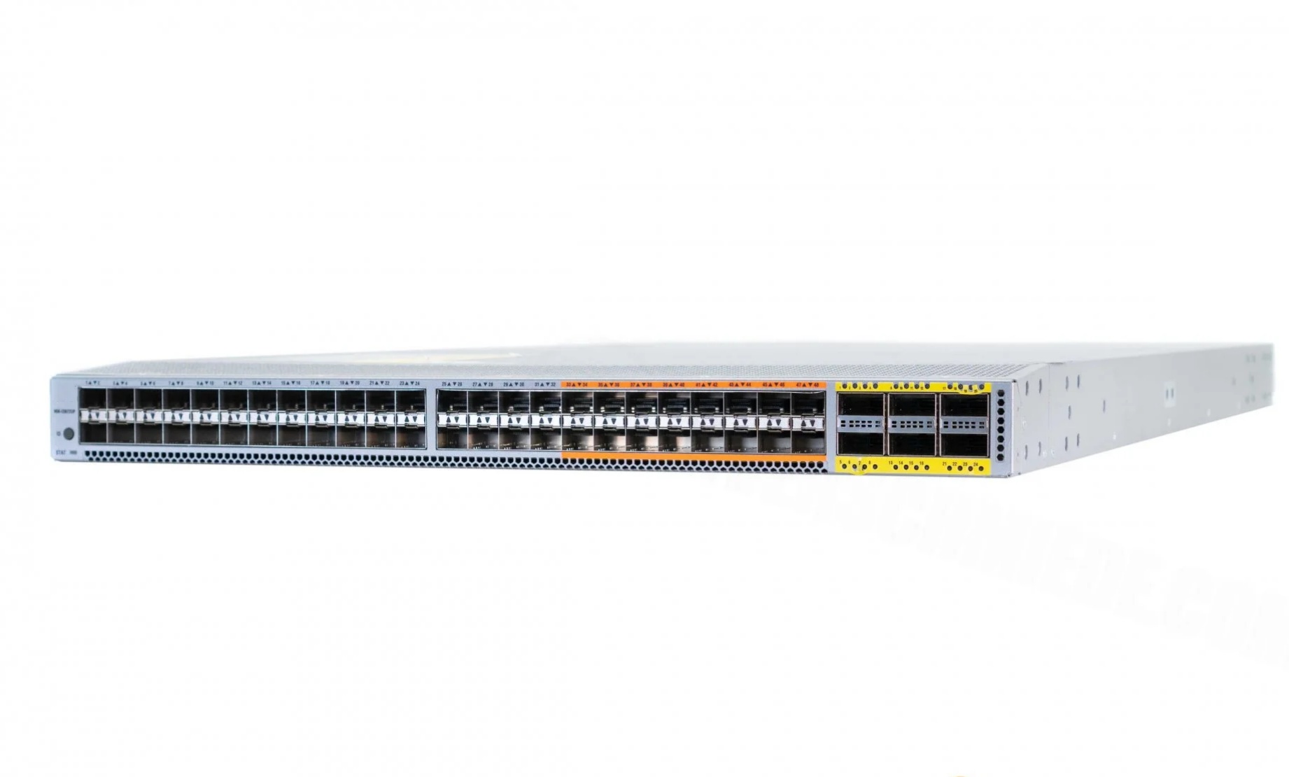 Nexus 5000 Switches 1RU 48-Port 10G SFP+ 6-Port 40G QSFP+ Network Switch N5K-C5672UP-16G