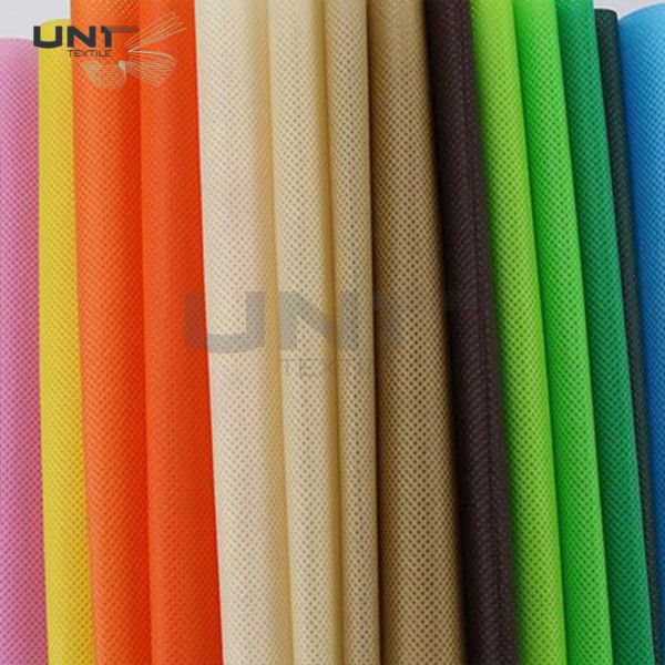 Customized PP Spunbond Non Woven Fabric Rolls Plastic Bag Free Sample Available