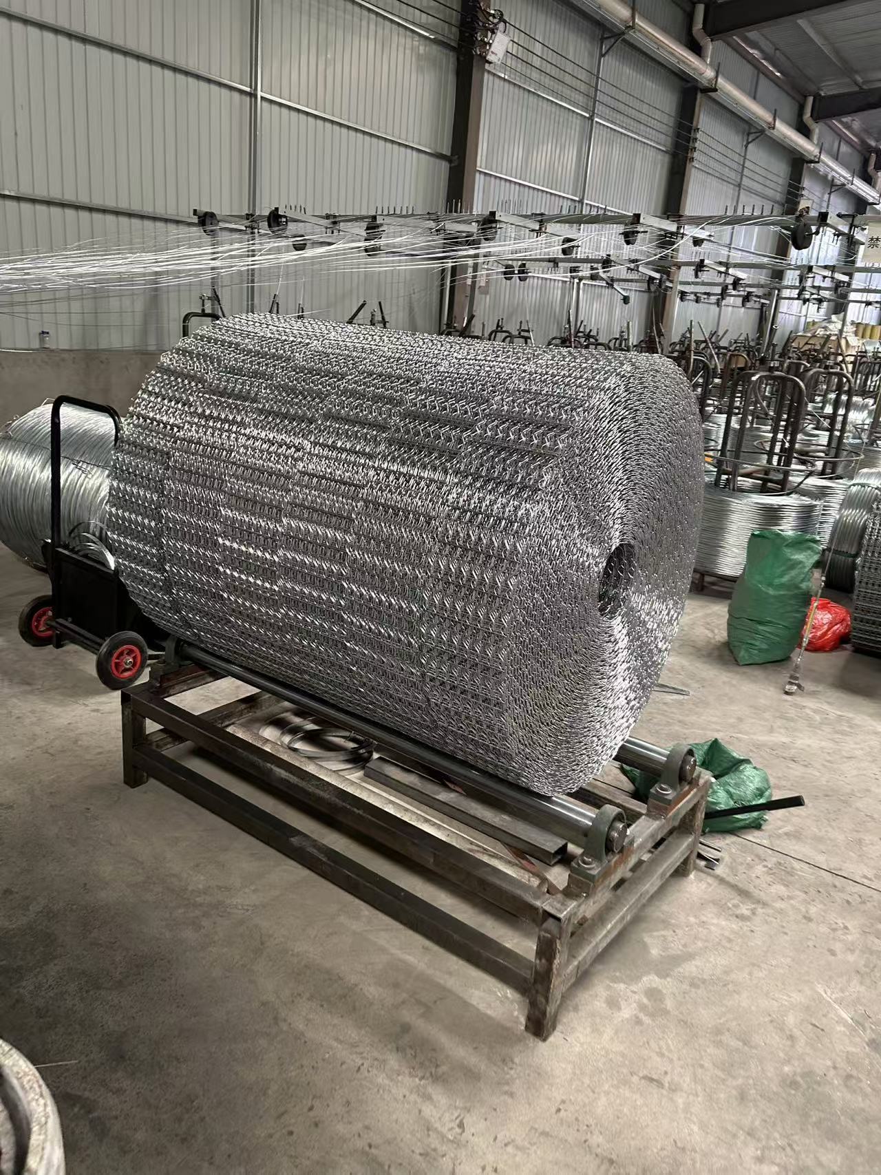 Galvanized Offshore Pipeline Counterweight Mesh 190.5mm x 140m