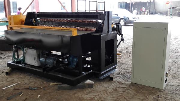 Quality Easy Operation Automatic Welded Wire Mesh Machine For 1 / 2 Inch 1 Inch Mesh Size for sale