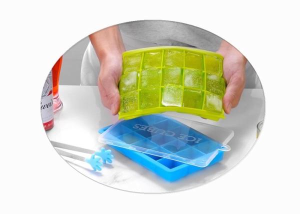 Quality Square Shaped Silicone Ice Cube Molds Color Customized Easy Clean For Make Ice for sale