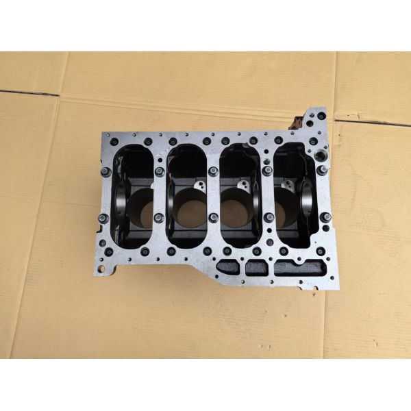8982045330 ISUZU NPR Parts 4HG1 Cylinder Block 4 Diesel Cylinder Liners Casting Steel